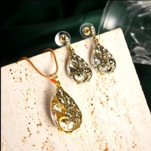Peacock Jewl jewelry set